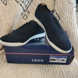 Izod memory foam men's shoe